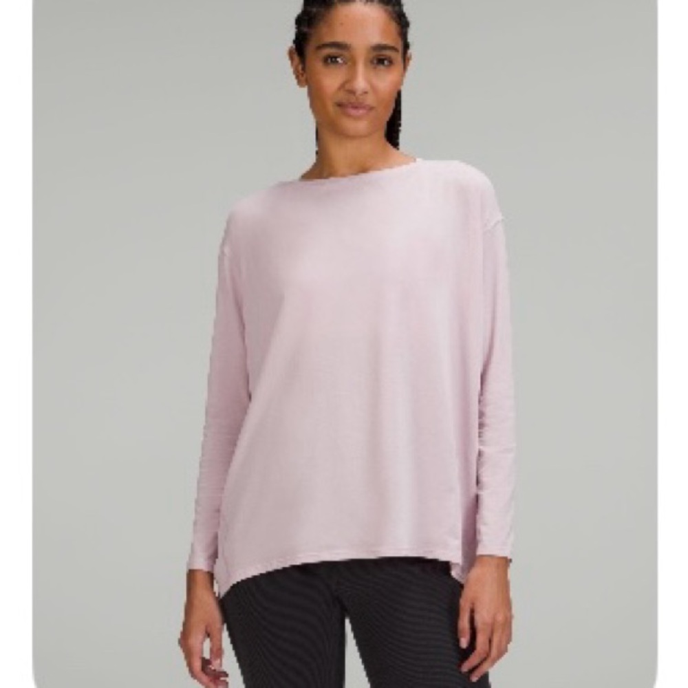 Lululemon Back in Action Long Sleeve Size 6